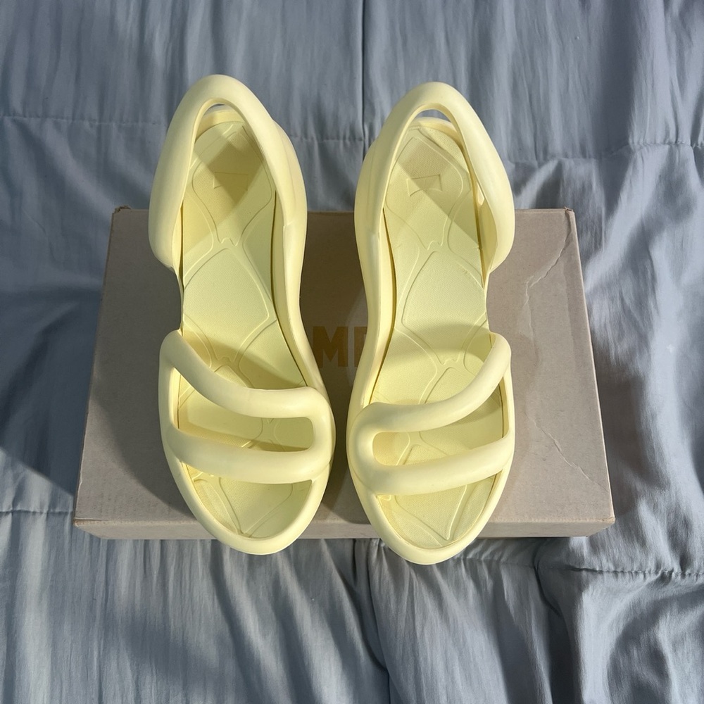 Camper heels - Picture 3 of 5